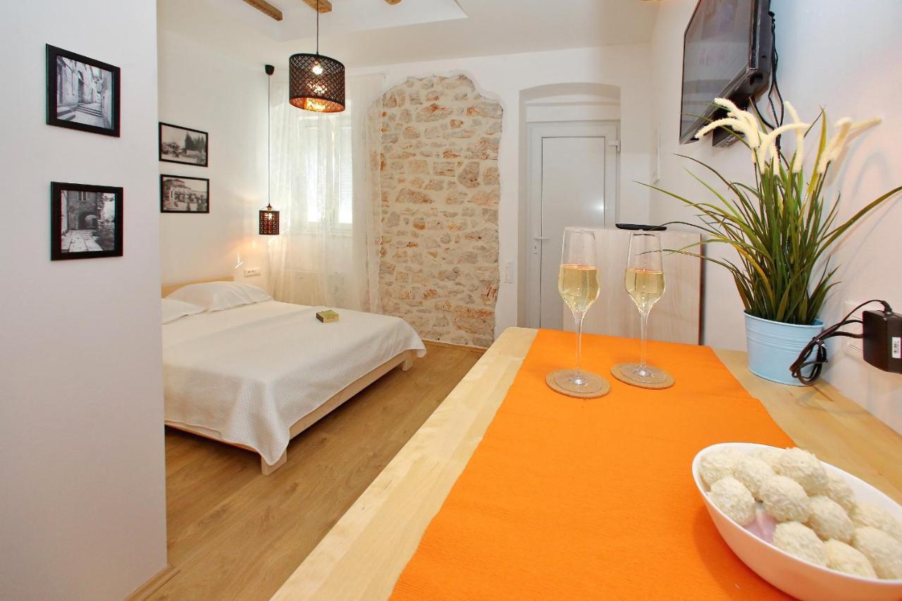 Guverna New City Accommodation Zadar Exterior photo