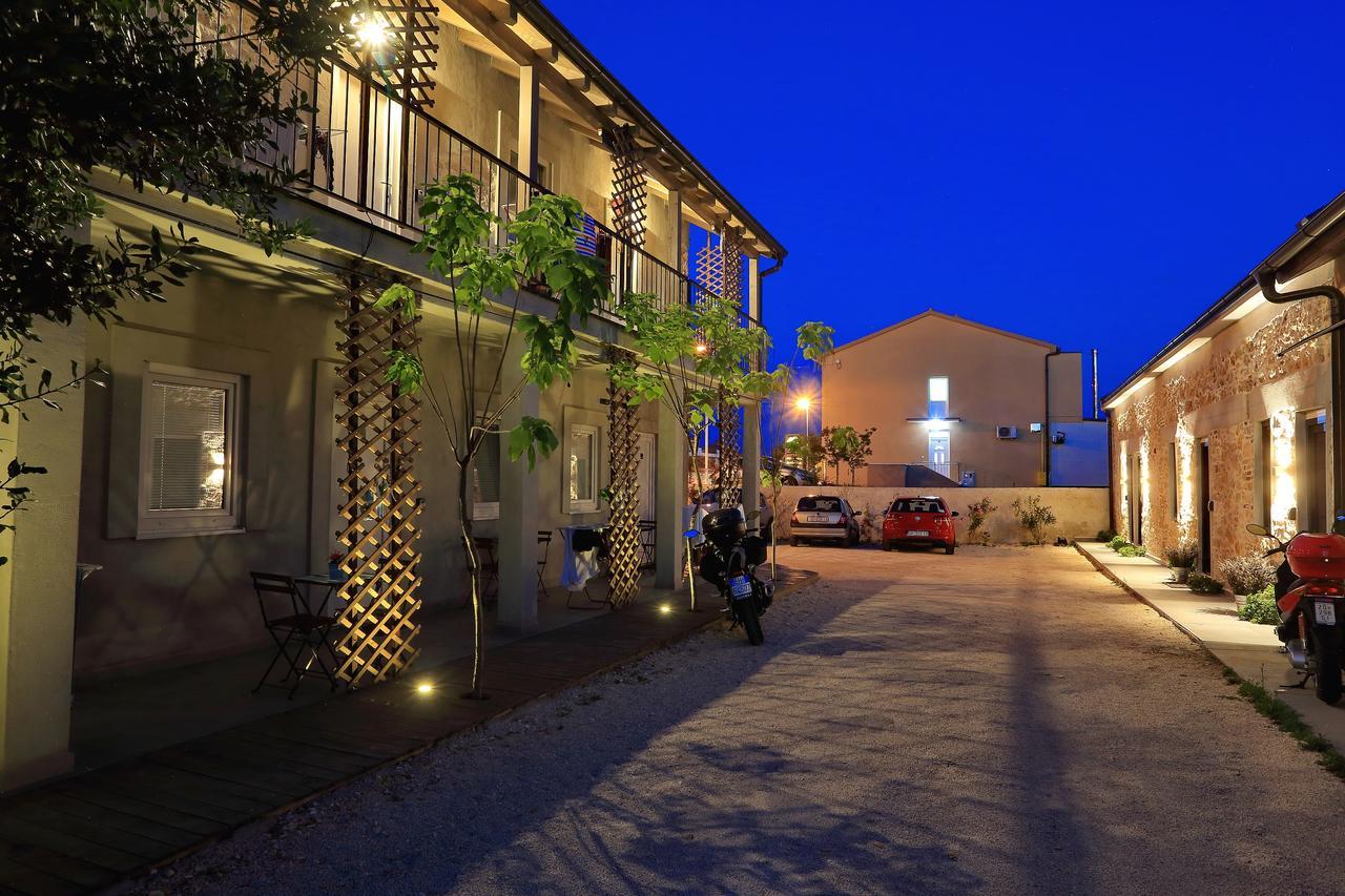 Guverna New City Accommodation Zadar Exterior photo